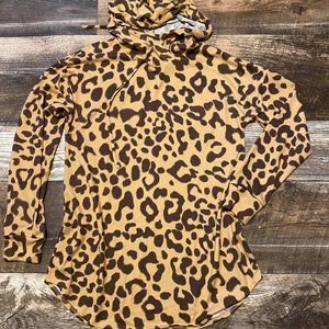 Long sleeve hooded cheetah print